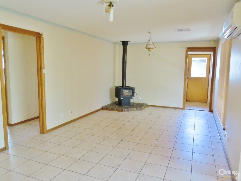 6 Dewar Court, Christie Downs SA 5164