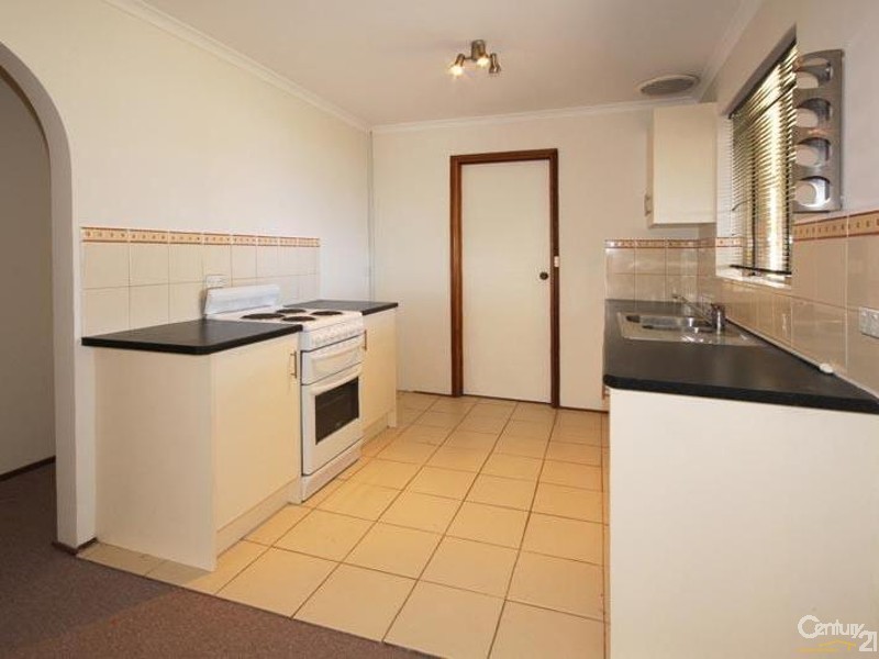 27 Manunda Way, Hallett Cove SA 5158