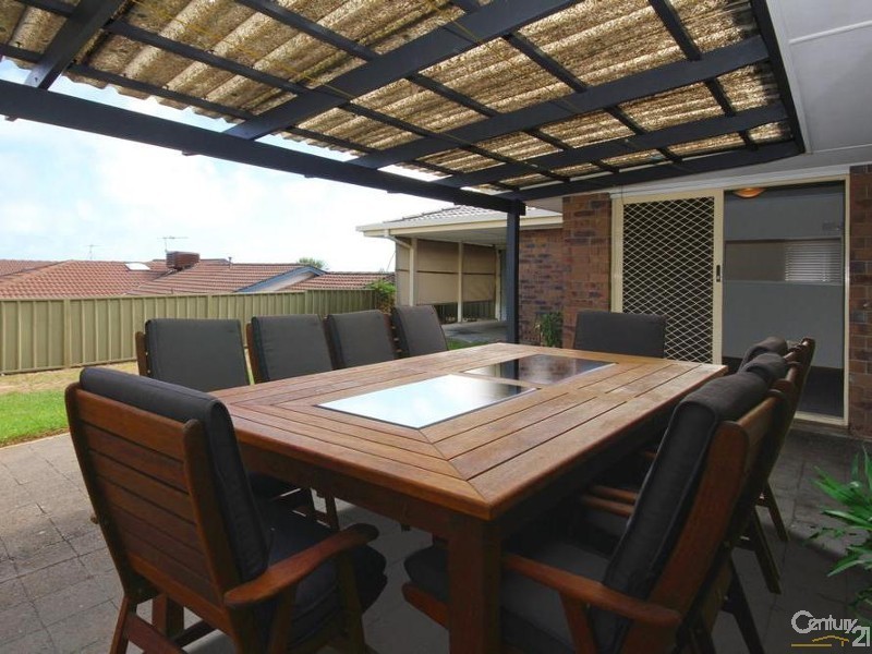 27 Manunda Way, Hallett Cove SA 5158