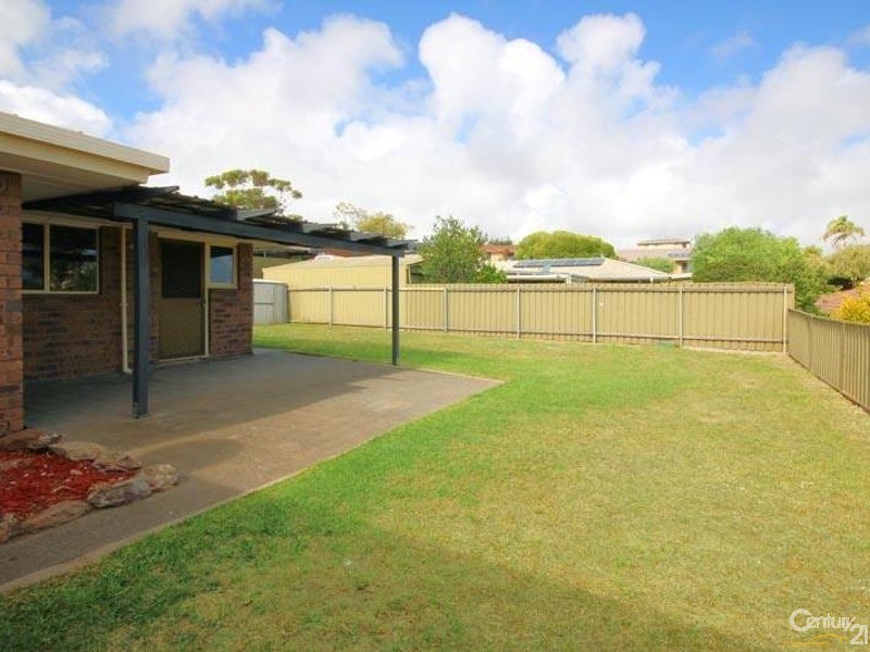 27 Manunda Way, Hallett Cove SA 5158