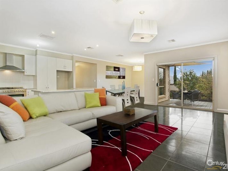 4 Sylvan Circuit, Noarlunga Downs SA 5168