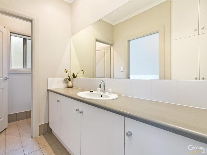 4 Sylvan Circuit, Noarlunga Downs SA 5168