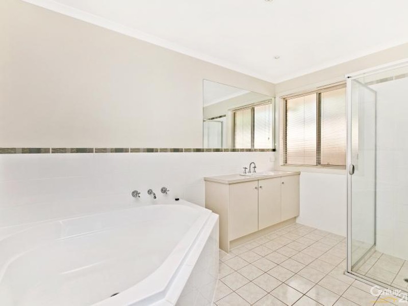 2 Sylvan Circuit, Noarlunga Downs SA 5168