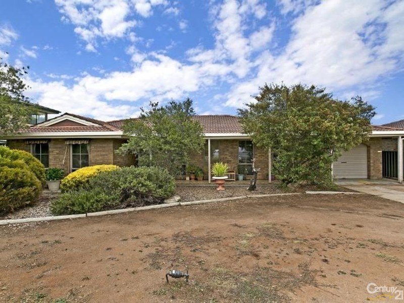 15 Nannigai Drive, Hallett Cove SA 5158