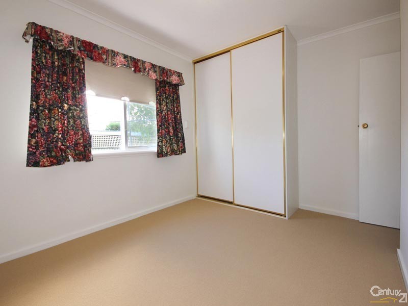 3 Madeline Crescent, Hallett Cove SA 5158