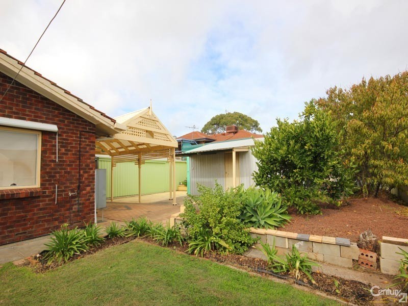 3 Madeline Crescent, Hallett Cove SA 5158