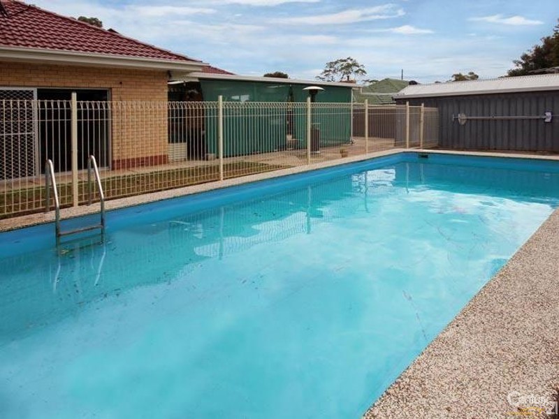 26 Graham Avenue, Hackham SA 5163