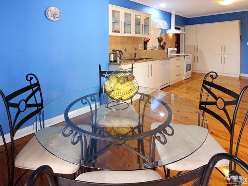 26 Graham Avenue, Hackham SA 5163