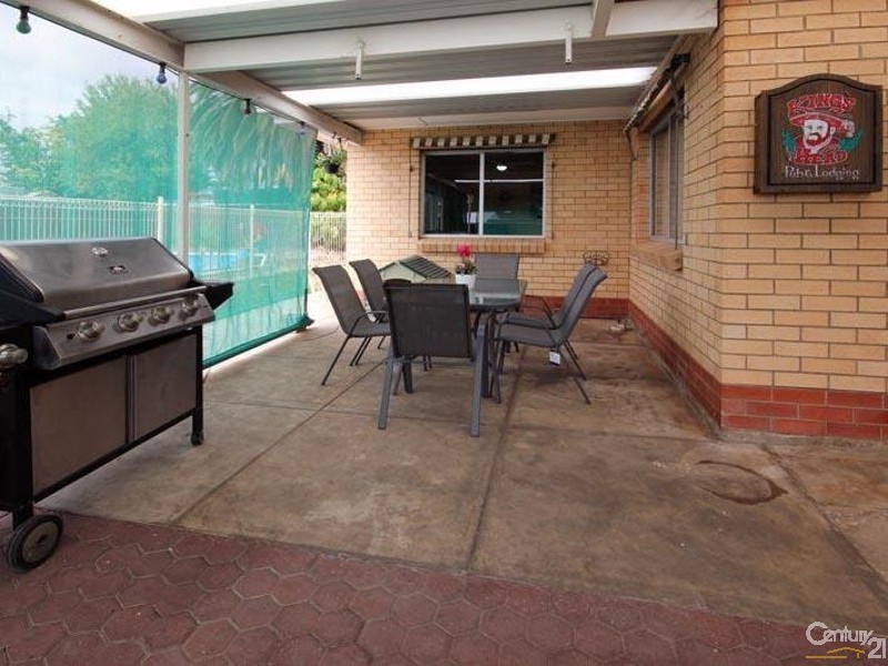 26 Graham Avenue, Hackham SA 5163