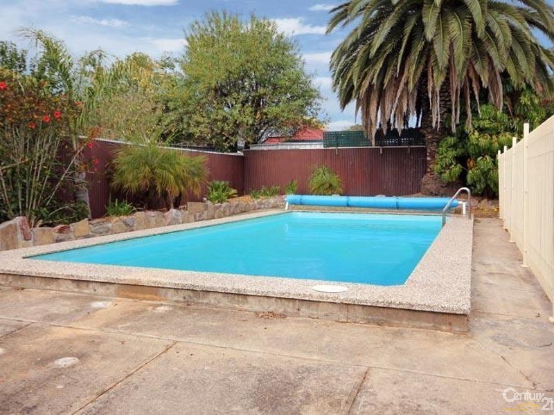 26 Graham Avenue, Hackham SA 5163