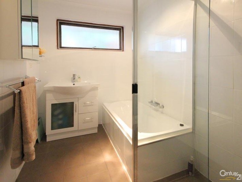 9 Warawee Place, Hallett Cove SA 5158
