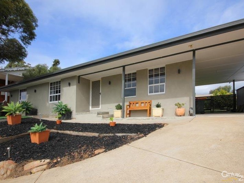 9 Warawee Place, Hallett Cove SA 5158