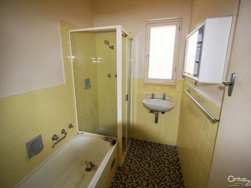 3 Peter Crescent, Morphett Vale SA 5162