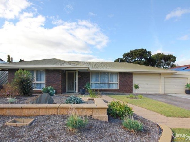 13 Coorumbena Crescent, Morphett Vale SA 5162