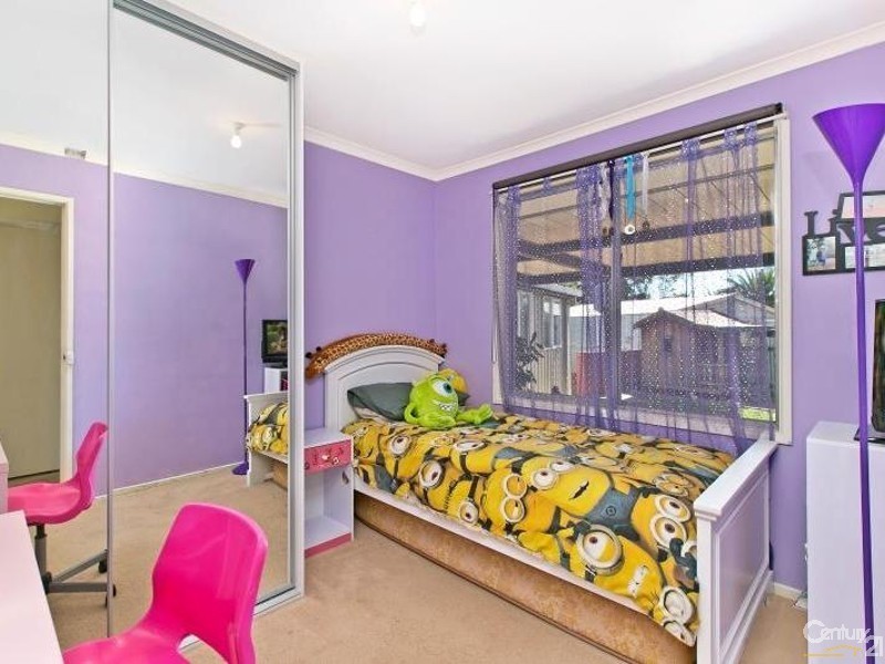 1 Dobell Court, Trott Park SA 5158