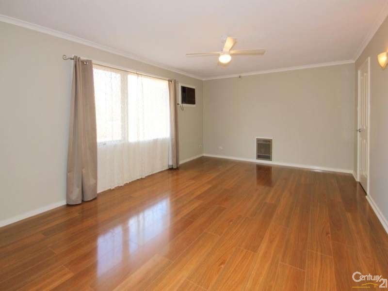 23 Simeon Crescent, Morphett Vale SA 5162