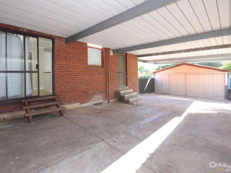 23 Simeon Crescent, Morphett Vale SA 5162