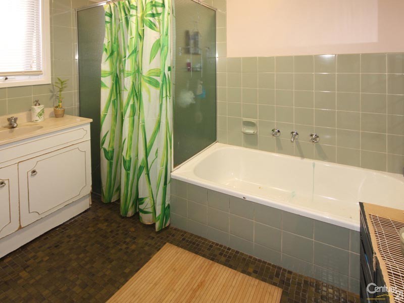 7 Olympia Crescent, Hackham West SA 5163