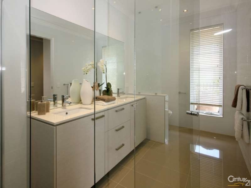 14 Bollard Avenue, Seaford Meadows SA 5169