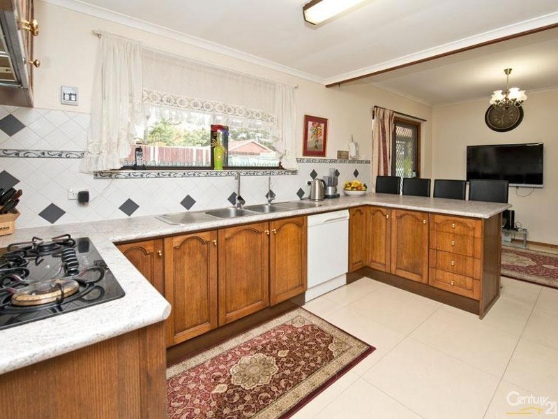 4 Morley Street, Flagstaff Hill SA 5159
