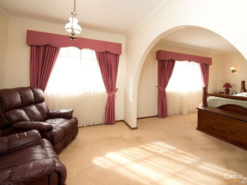 4 Morley Street, Flagstaff Hill SA 5159
