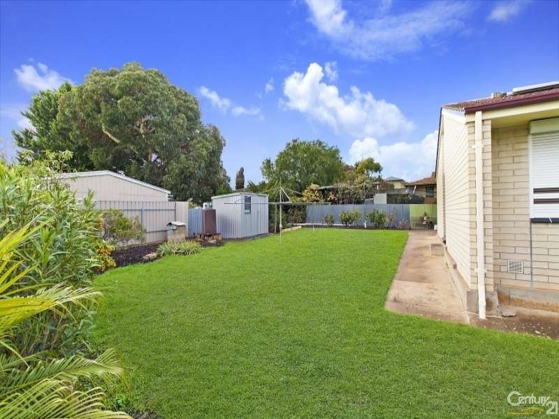 3 Elmo Street, Christie Downs SA 5164