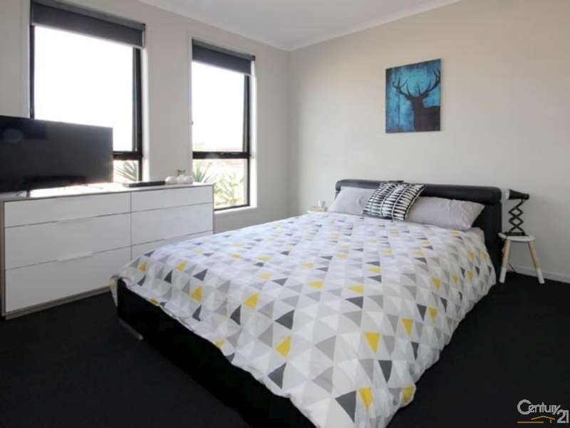 27 League Street, Seaford Meadows SA 5169