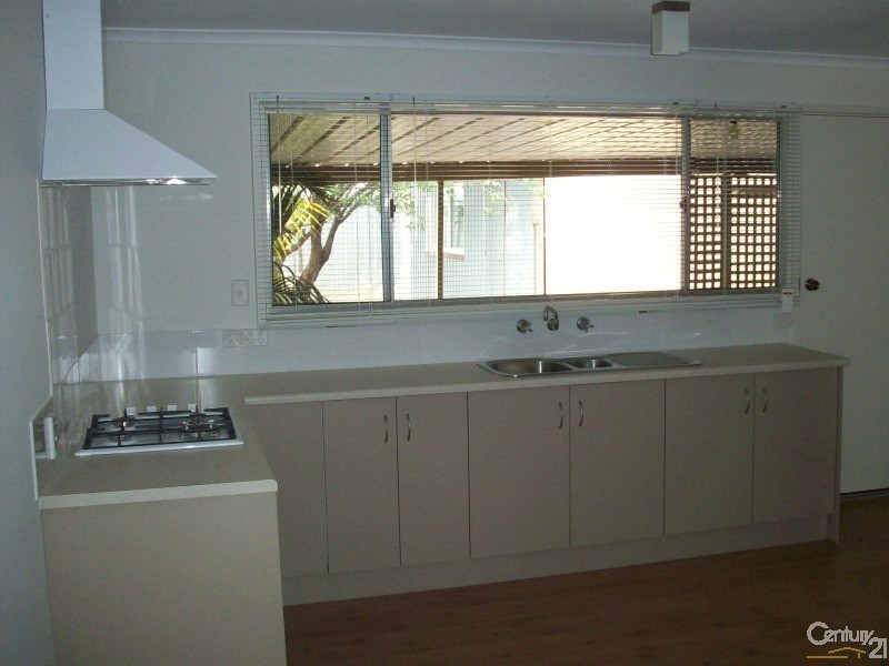 52 Regency Rd, Happy Valley SA 5159