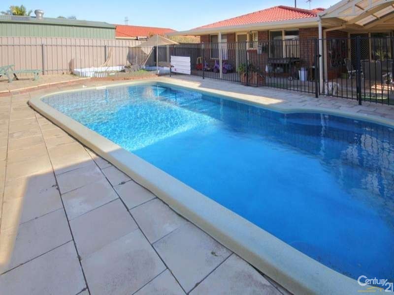 11 Brooks Circuit, Woodcroft SA 5162