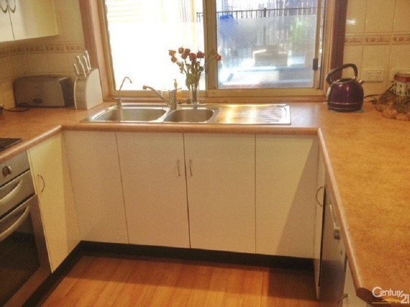 11 Brooks Circuit, Woodcroft SA 5162