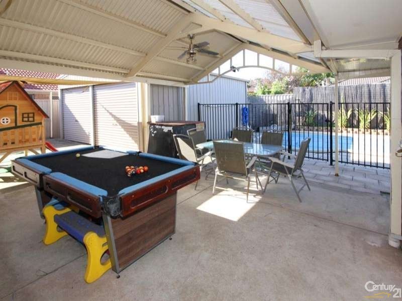 11 Brooks Circuit, Woodcroft SA 5162