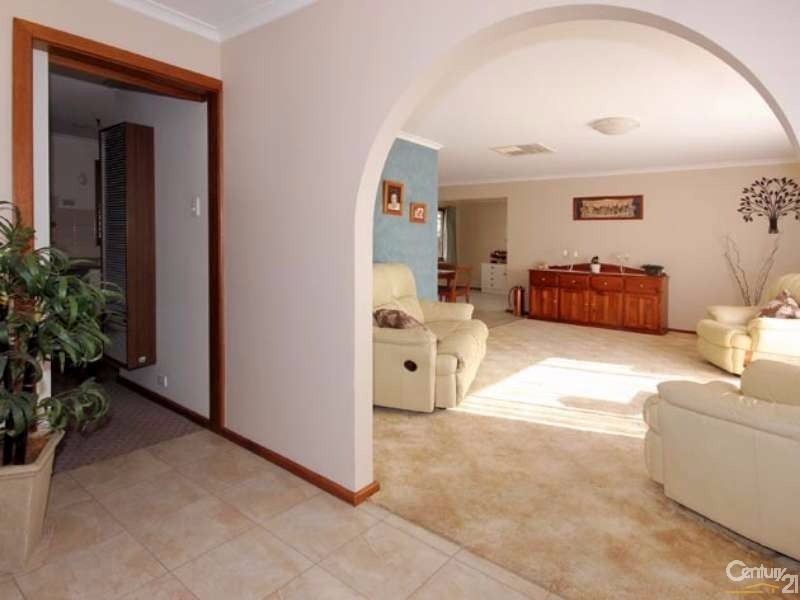 24 Wickham Road, Happy Valley SA 5159