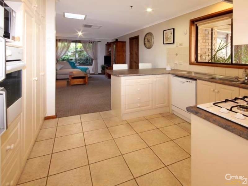 24 Wickham Road, Happy Valley SA 5159