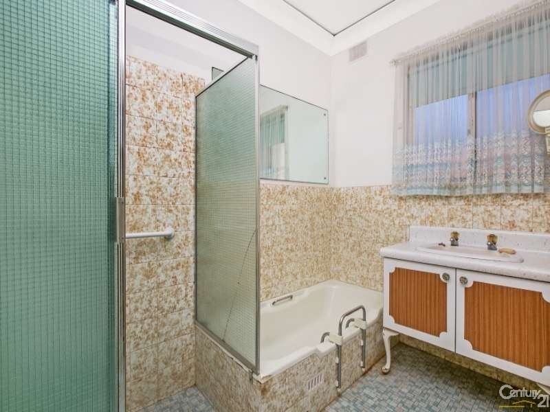 114 Wheatsheaf Road, Morphett Vale SA 5162