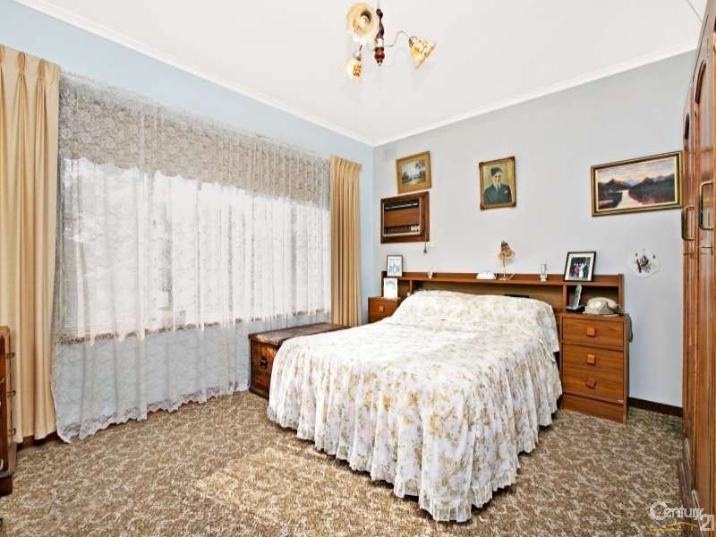 114 Wheatsheaf Road, Morphett Vale SA 5162