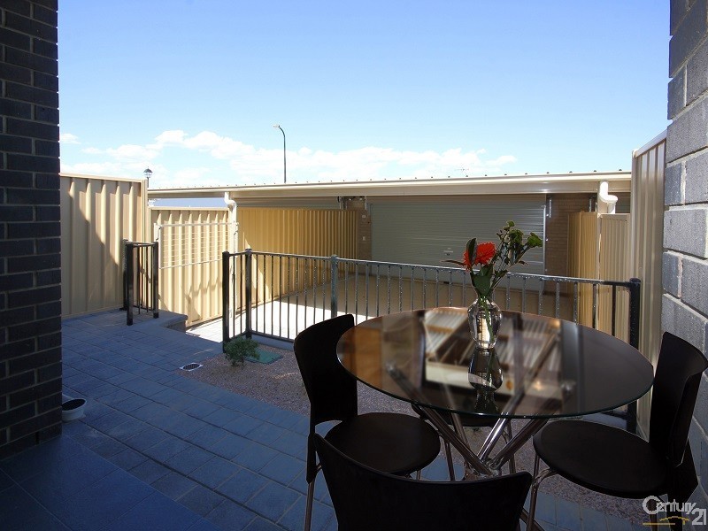 4 Jackstaff Road, Seaford Meadows SA 5169