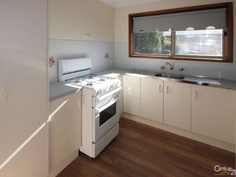 8 Seaspray Court, Seaford Rise SA 5169