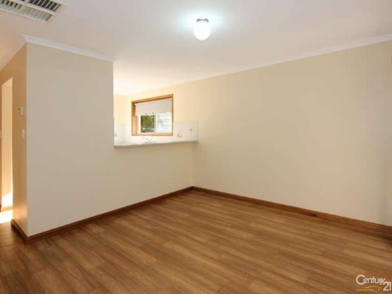 8 Seaspray Court, Seaford Rise SA 5169