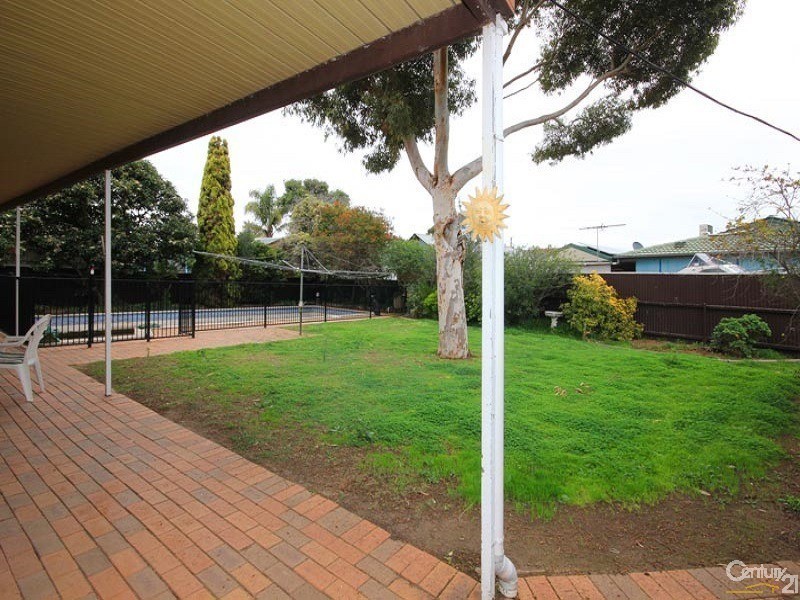 25 Vanstone Road, Morphett Vale SA 5162