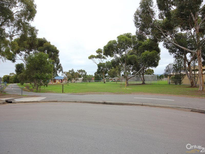 25 Vanstone Road, Morphett Vale SA 5162