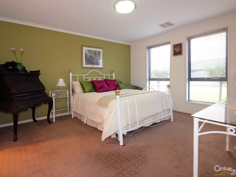 4 Halcyon Circuit, Aldinga Beach SA 5173