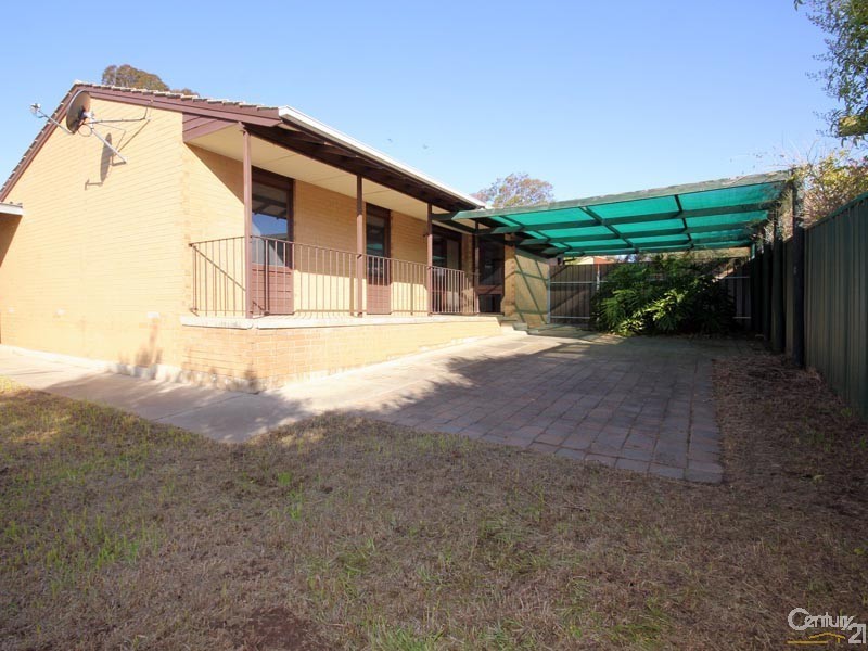 19 Simeon Crescent, Morphett Vale SA 5162