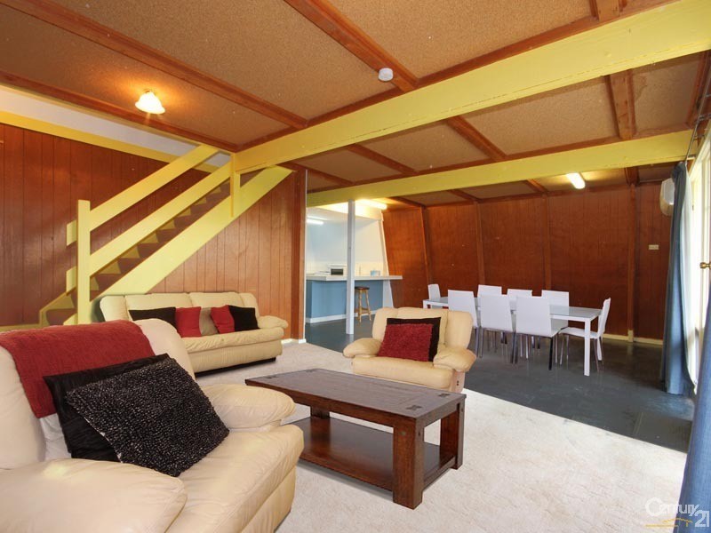 17 Aberdeen Street, Sellicks Beach SA 5174