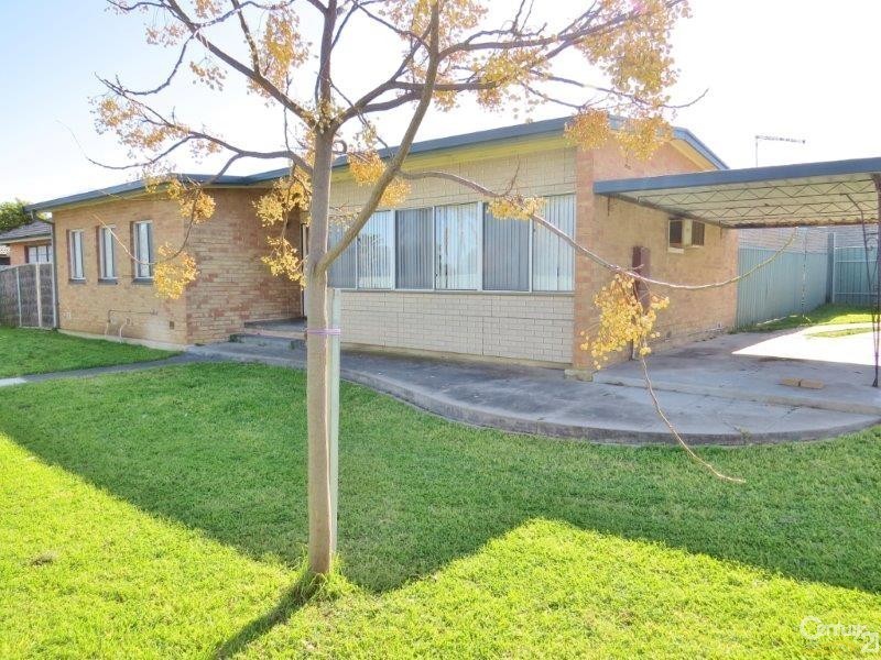 19 Vincent St, Christies Beach SA 5165