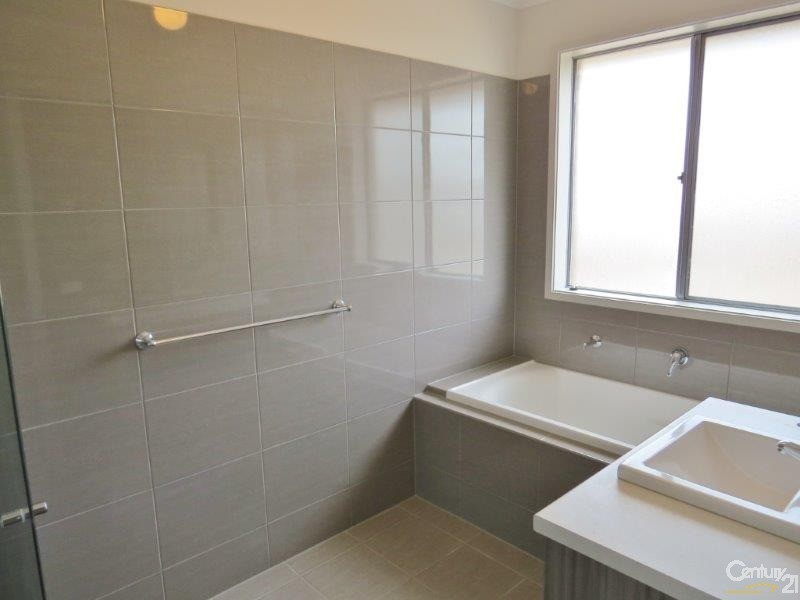 66 Prow Drive, Seaford Meadows SA 5169