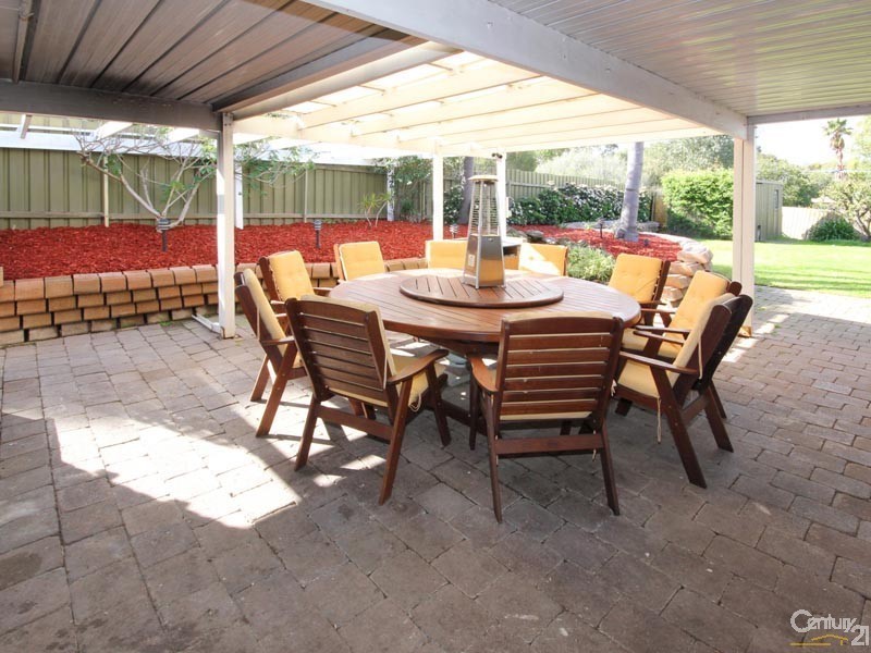 10 Rubin Crescent, Happy Valley SA 5159