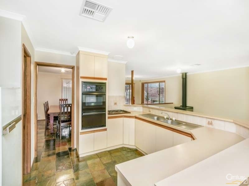 11 Northumberland Road, Onkaparinga Hills SA 5163