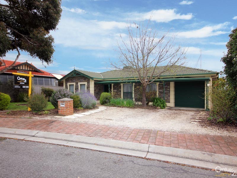 22 Tobin Crescent, Woodcroft SA 5162