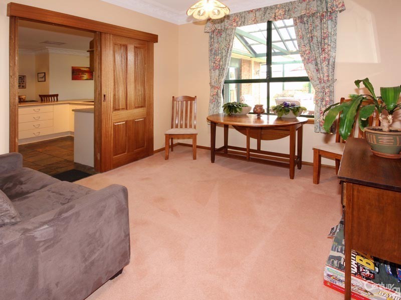 22 Tobin Crescent, Woodcroft SA 5162