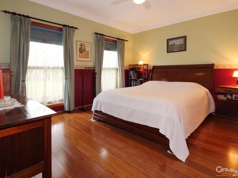 22 Tobin Crescent, Woodcroft SA 5162